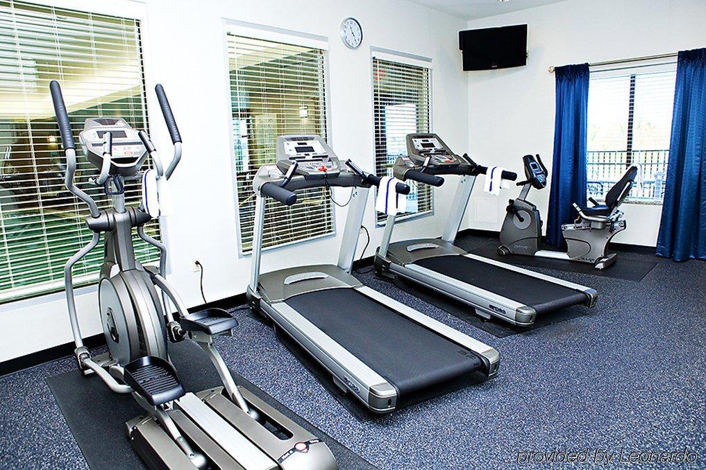 Holiday Inn Express & Suites Youngstown West I 80, An Ihg Hotel Facilidades foto