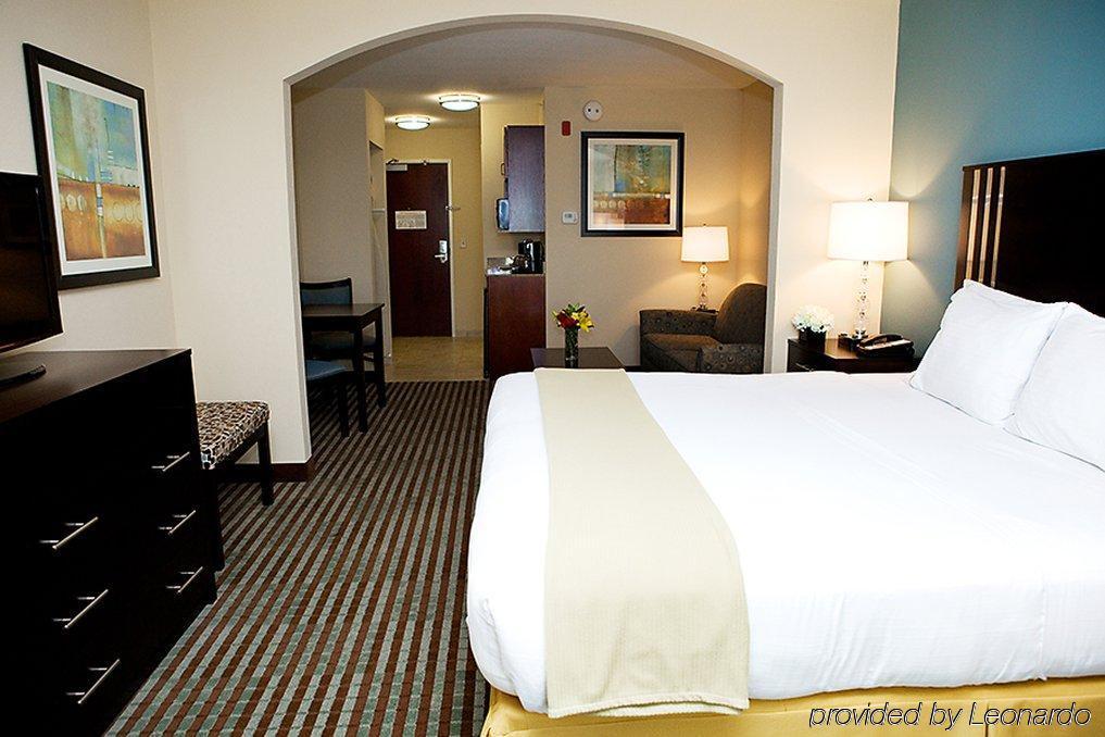 Holiday Inn Express & Suites Youngstown West I 80, An Ihg Hotel Habitación foto
